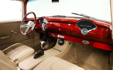 Chevrolet-210-1955-Angry-Orange-Cream-33