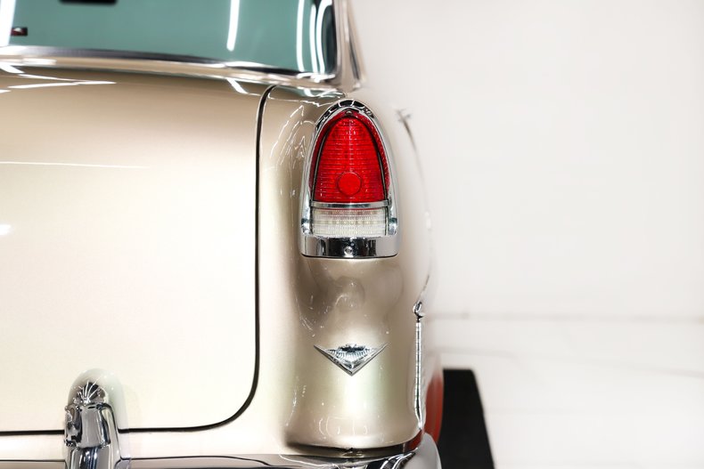 Chevrolet-210-1955-Angry-Orange-Cream-44