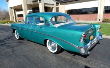 Chevrolet-210-1956-green-12