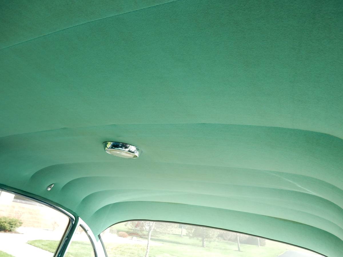 Chevrolet-210-1956-green-18