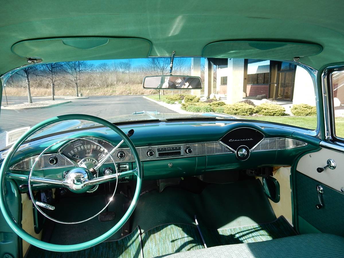 Chevrolet-210-1956-green-7