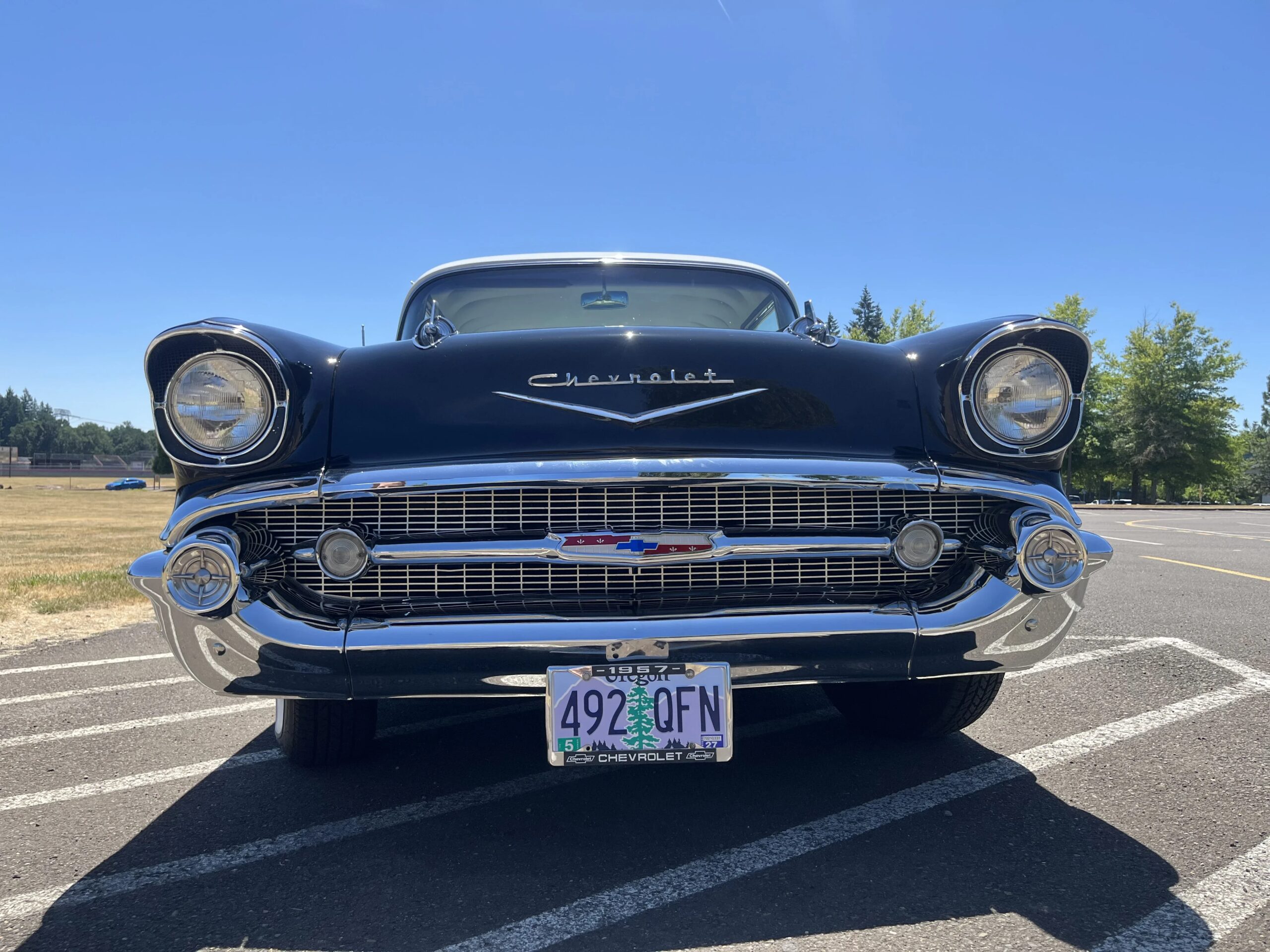 Chevrolet-210-1957-Black-White-10
