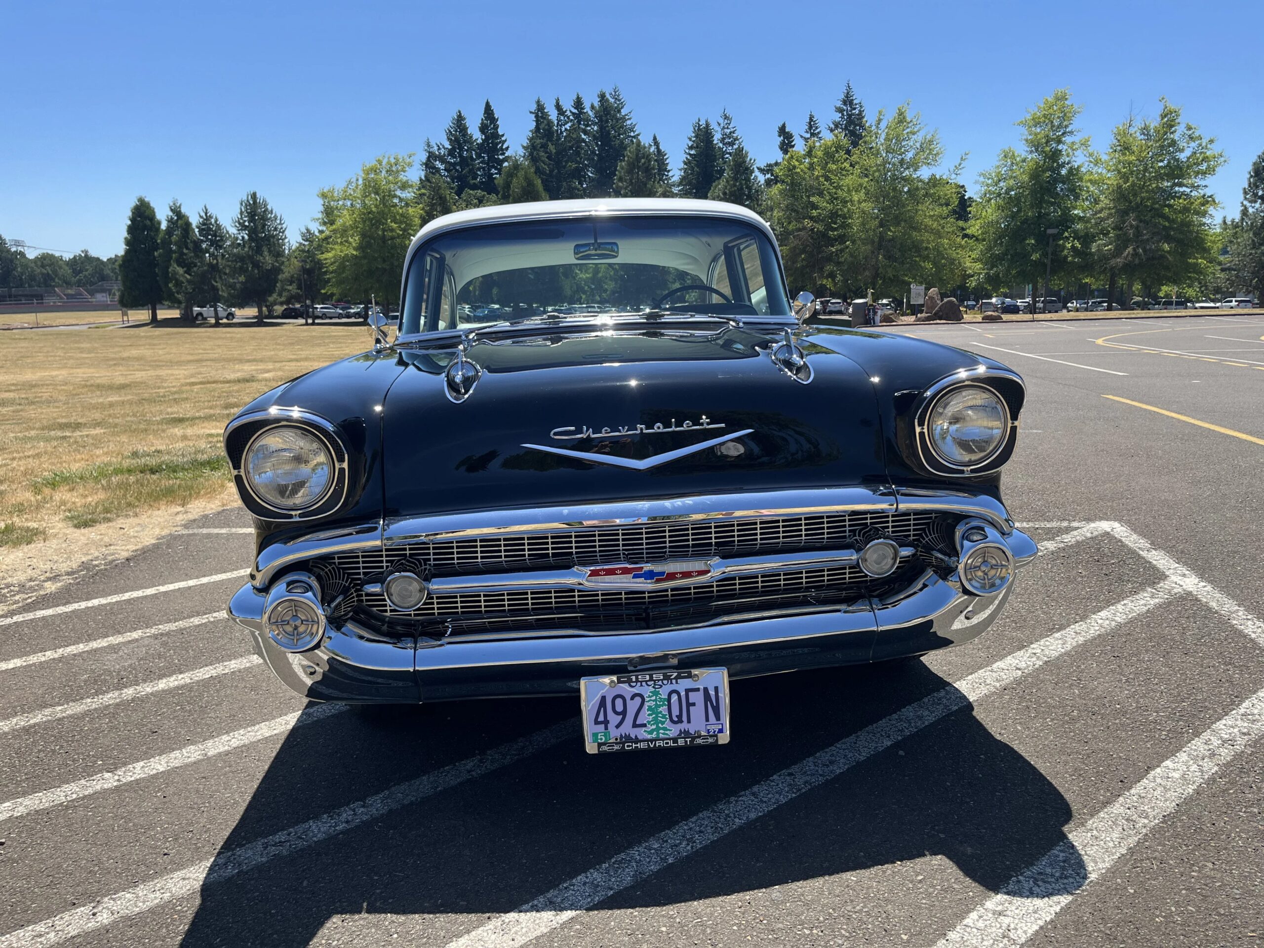 Chevrolet-210-1957-Black-White-12