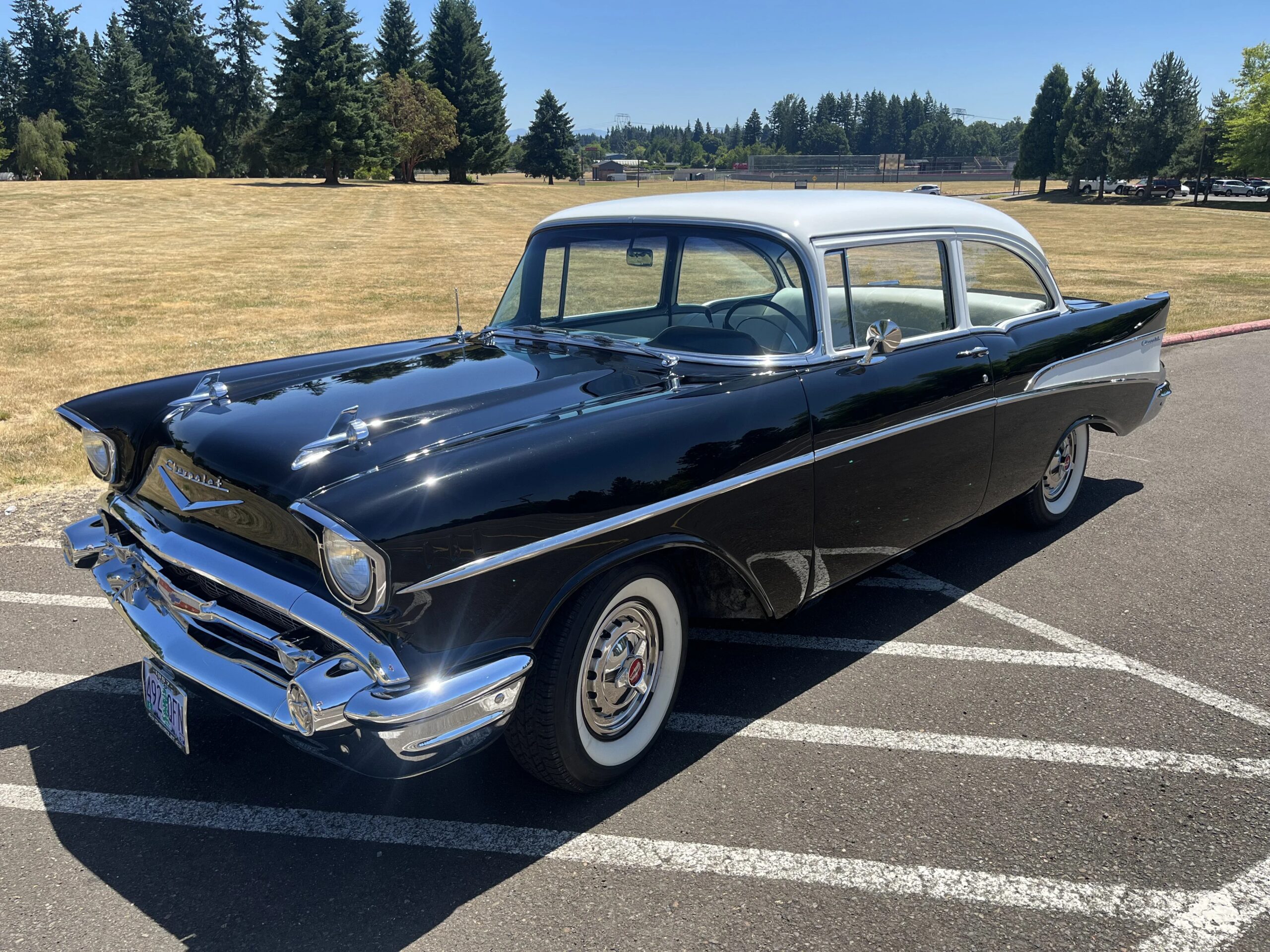 Chevrolet-210-1957-Black-White-14