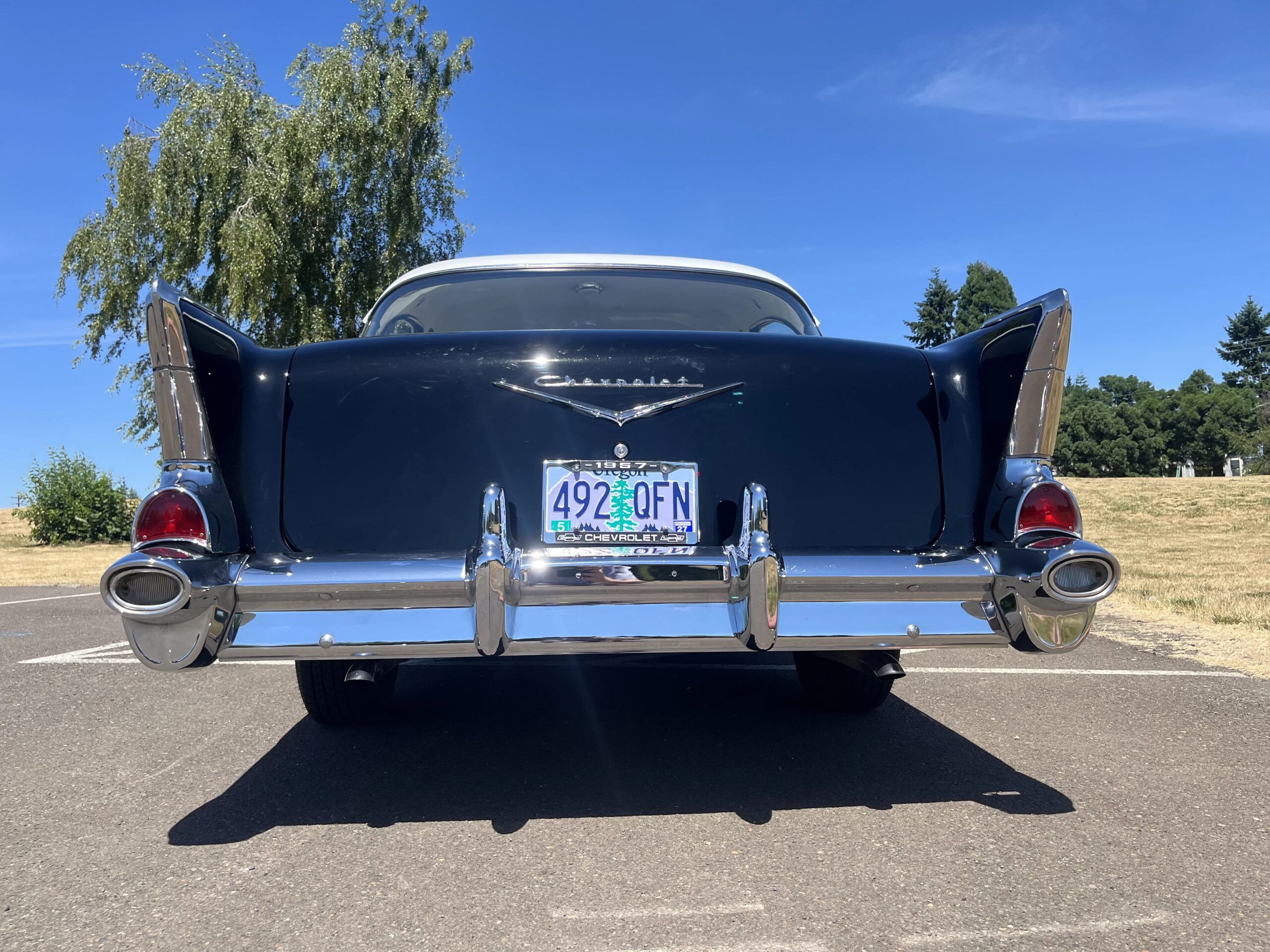 Chevrolet-210-1957-Black-White-19