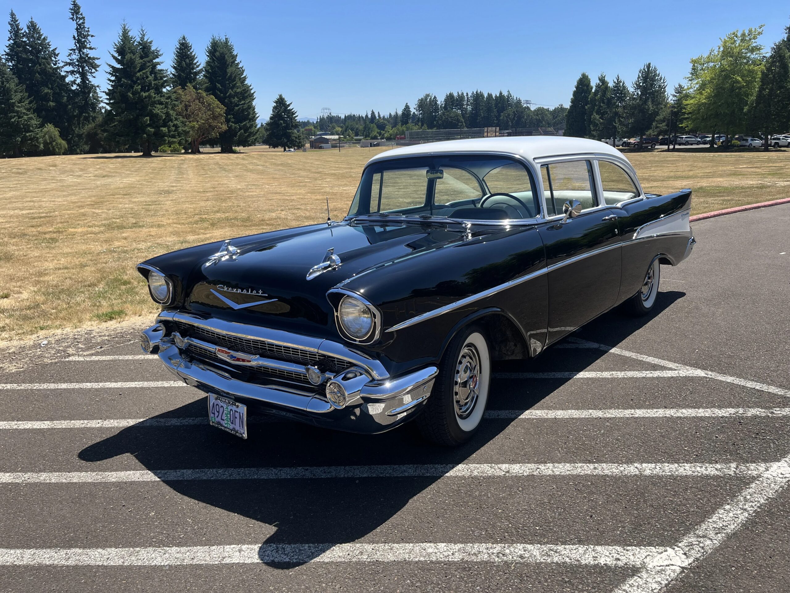 Chevrolet-210-1957-Black-White-22