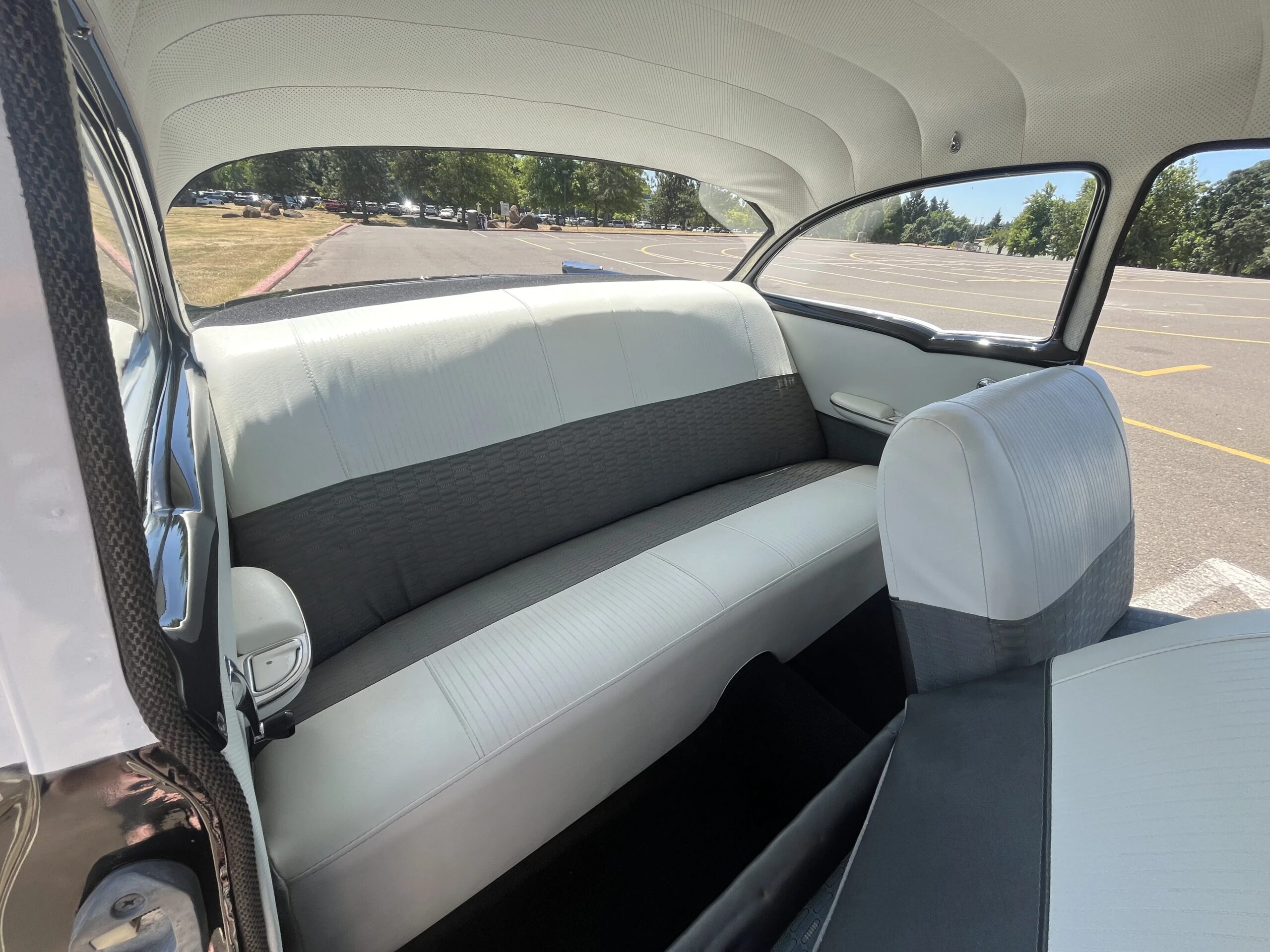 Chevrolet-210-1957-Black-White-27
