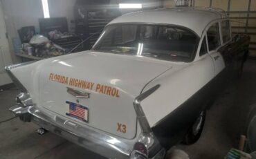 Chevrolet-210-1957-BlackWhite-Blue-4