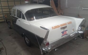 Chevrolet-210-1957-BlackWhite-Blue-6
