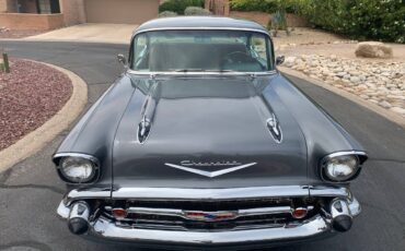 Chevrolet-210-1957-custom-15