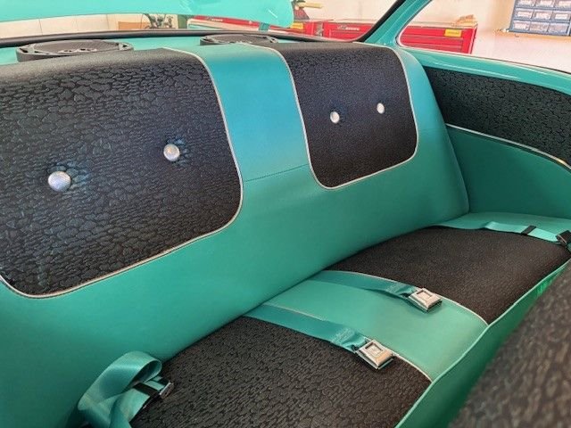 Chevrolet-210-1957-turquoise-turquoise-1