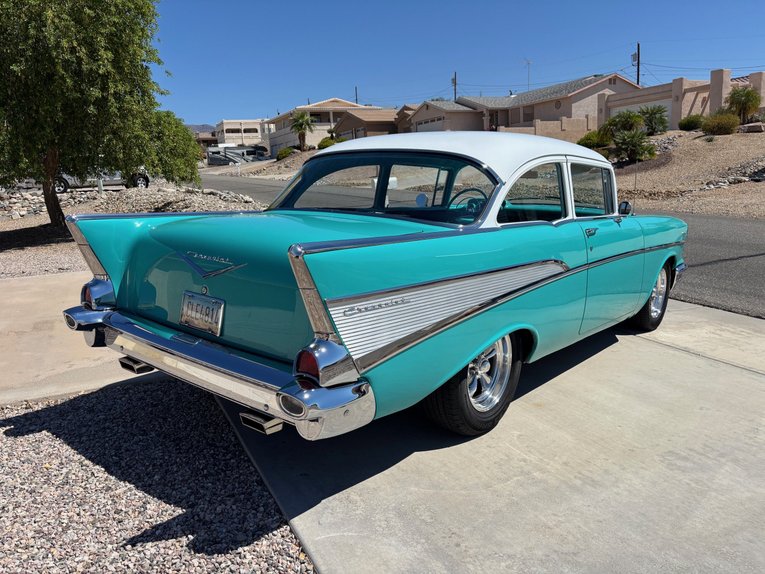 Chevrolet-210-1957-turquoise-turquoise-13