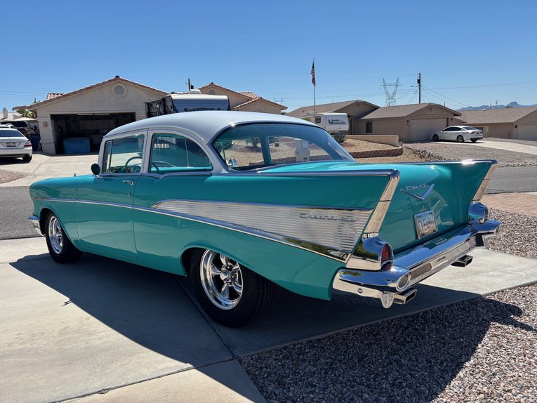 Chevrolet-210-1957-turquoise-turquoise-15