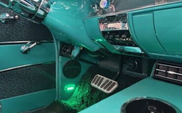 Chevrolet-210-1957-turquoise-turquoise-25