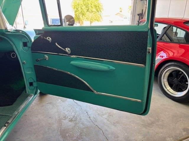 Chevrolet-210-1957-turquoise-turquoise-26