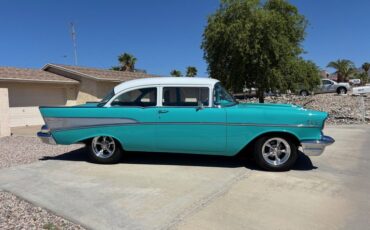 Chevrolet-210-1957-turquoise-turquoise