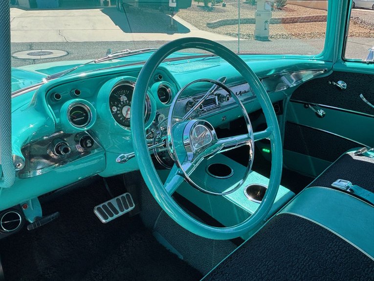 Chevrolet-210-1957-turquoise-turquoise-6