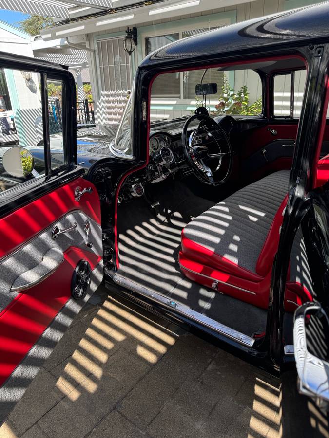 Chevrolet-210-wagon-1955-black-2