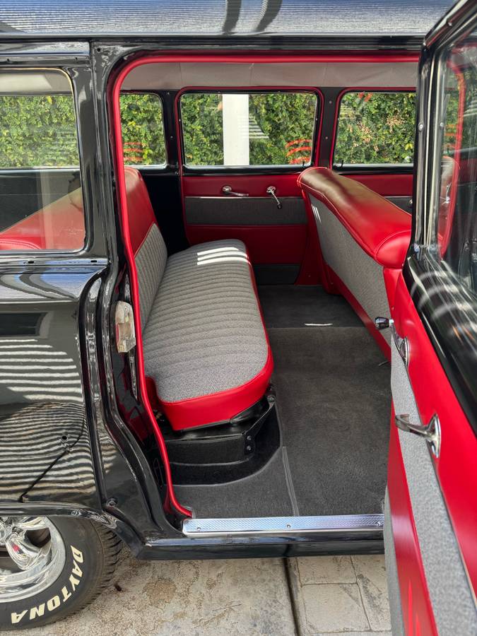 Chevrolet-210-wagon-1955-black-9