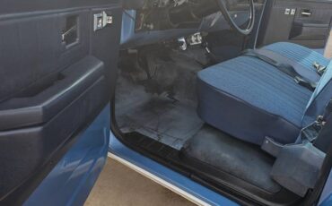 Chevrolet-2500-scottsdale-1984-8
