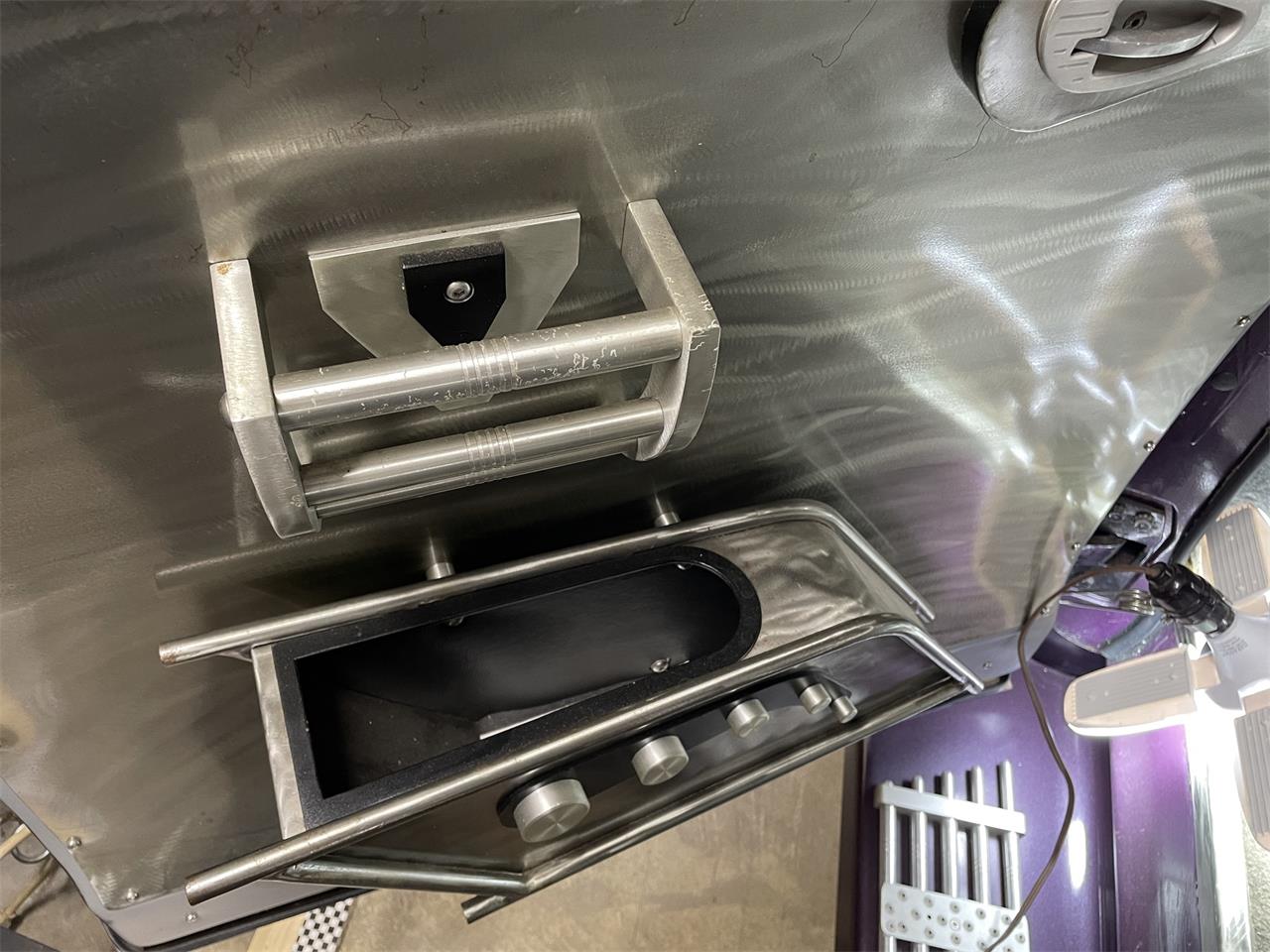 Chevrolet-3100-1948-Purple-Grey-Seats-8