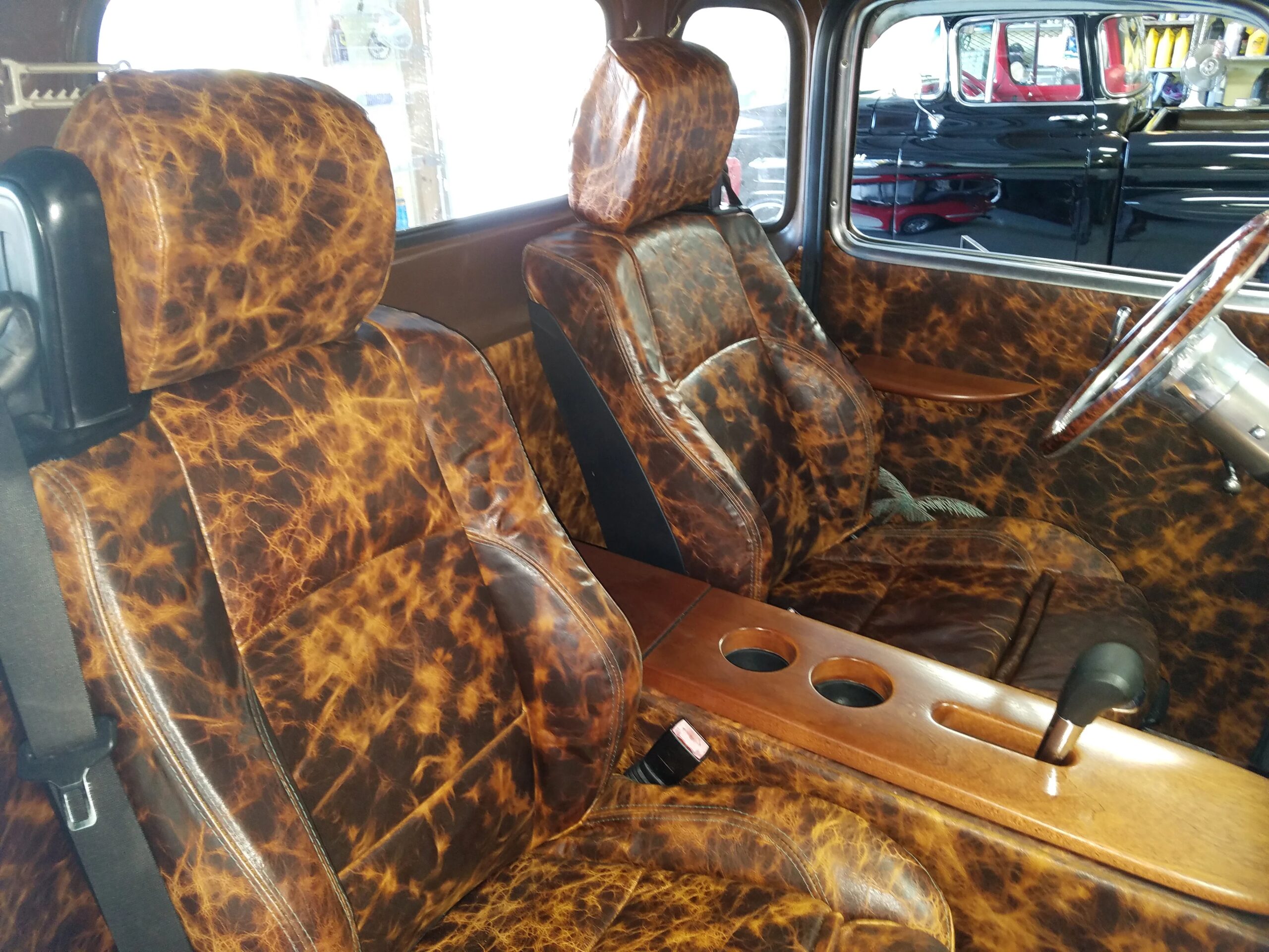 Chevrolet-3100-1950-Green-Brown-13