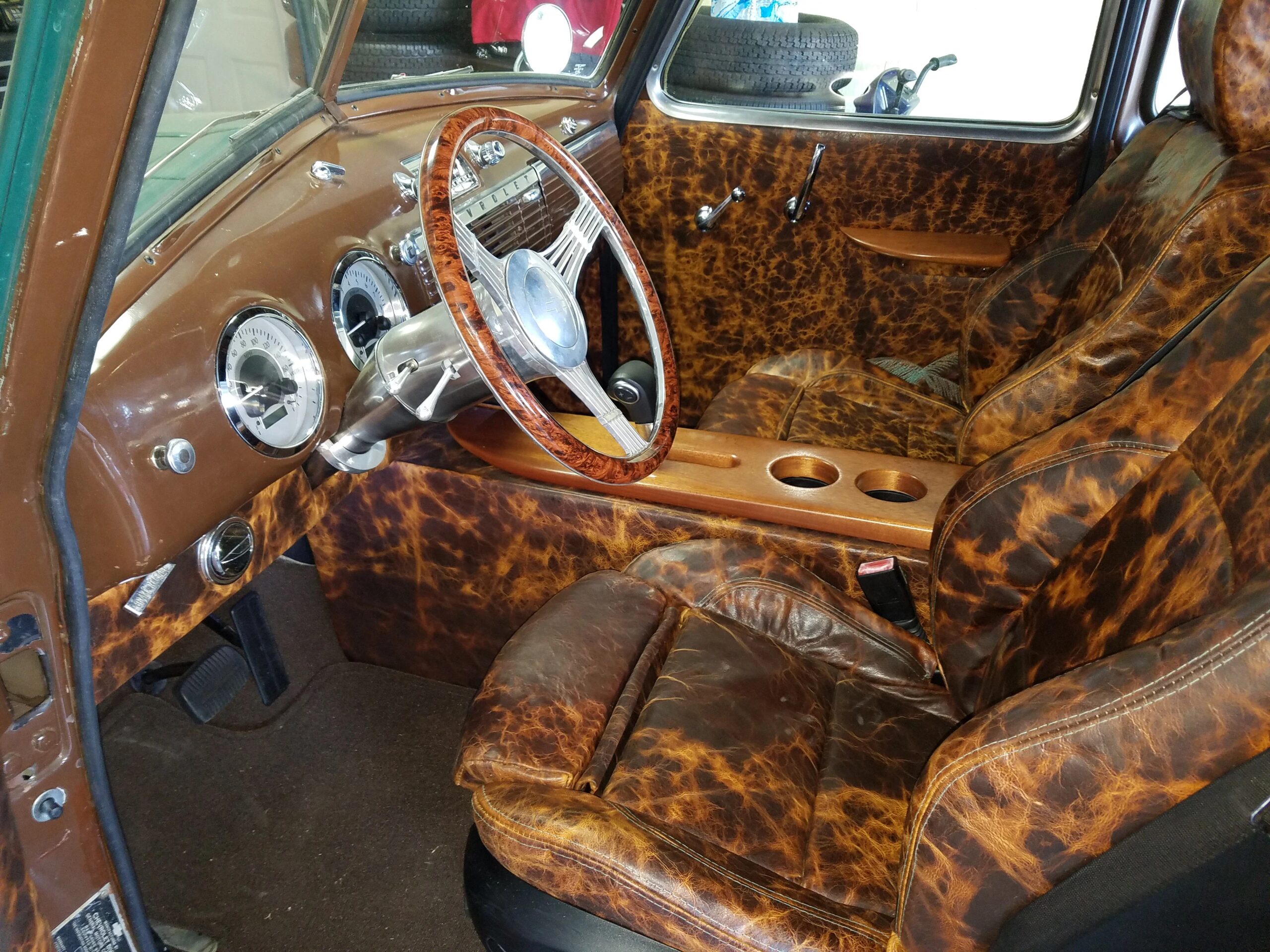 Chevrolet-3100-1950-Green-Brown-14