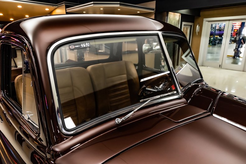 Chevrolet-3100-1951-Brown-Tan-31
