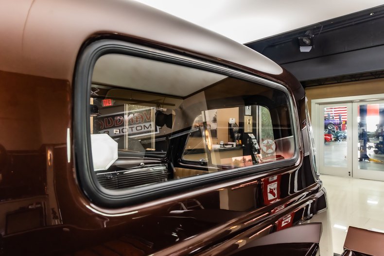 Chevrolet-3100-1951-Brown-Tan-44