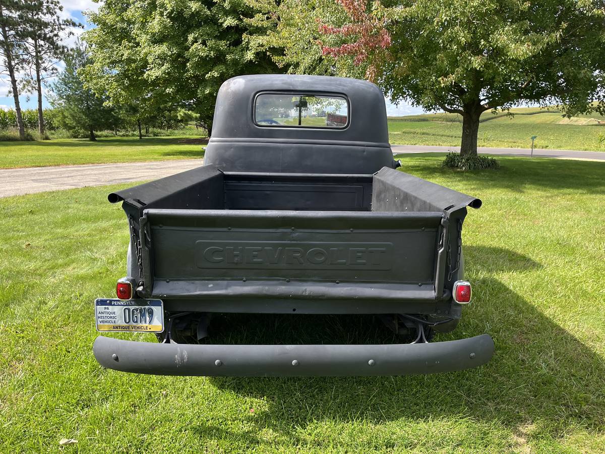 Chevrolet-3100-1952-black-7
