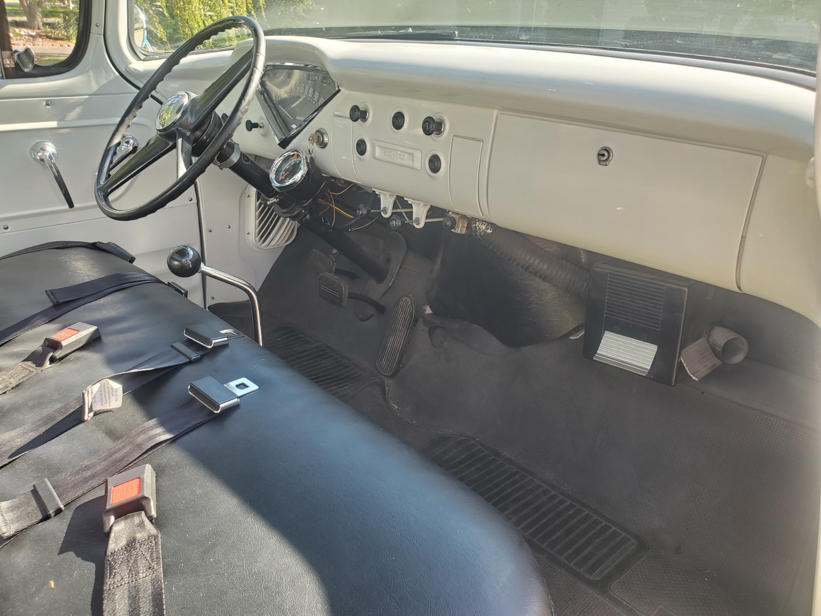Chevrolet-3100-1955-Pickup-5