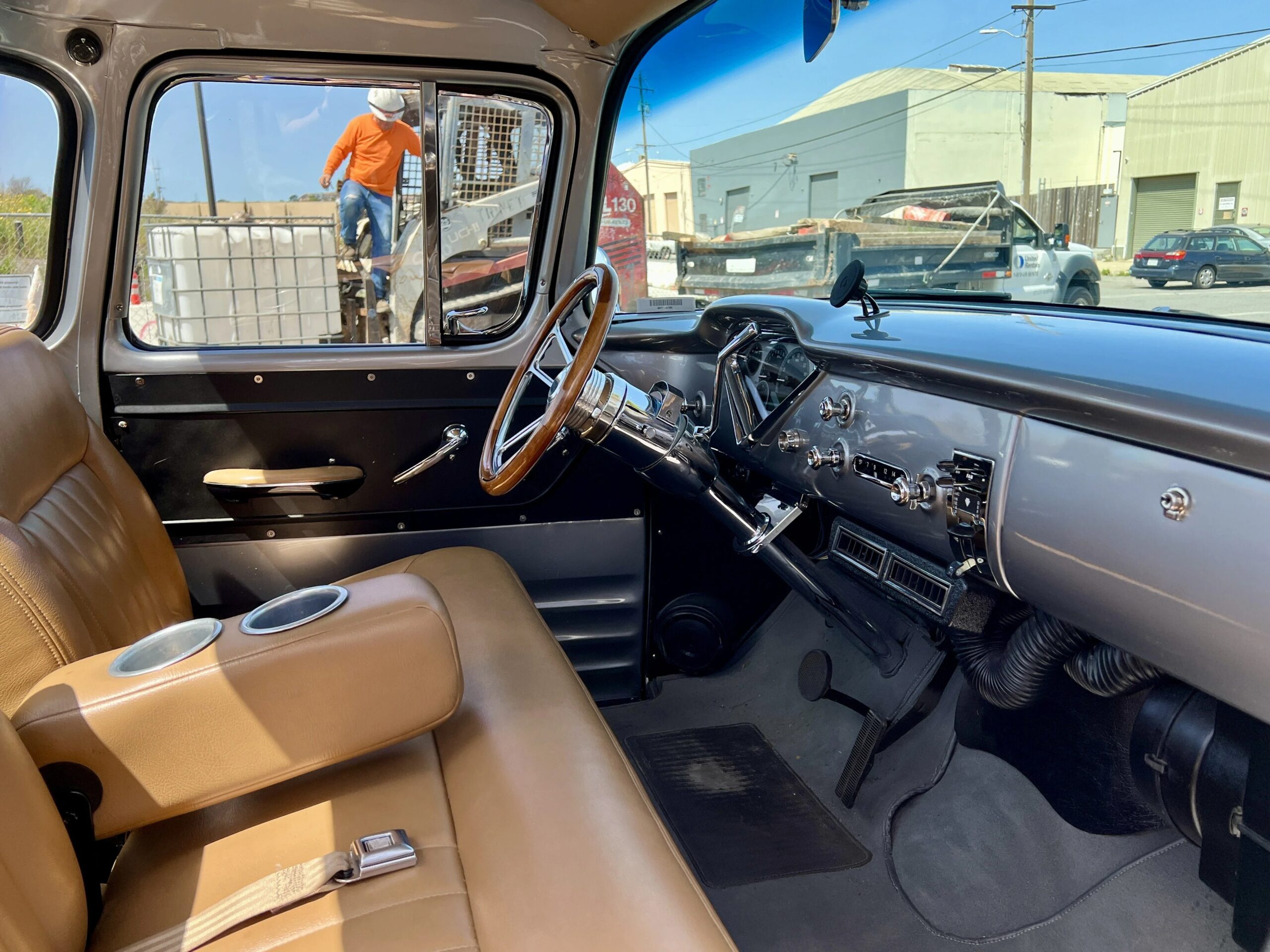 Chevrolet-3100-1956-Silver-Silver