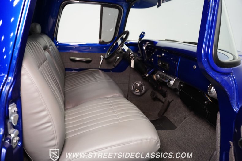 Chevrolet-3100-1957-Blue-Gray-38