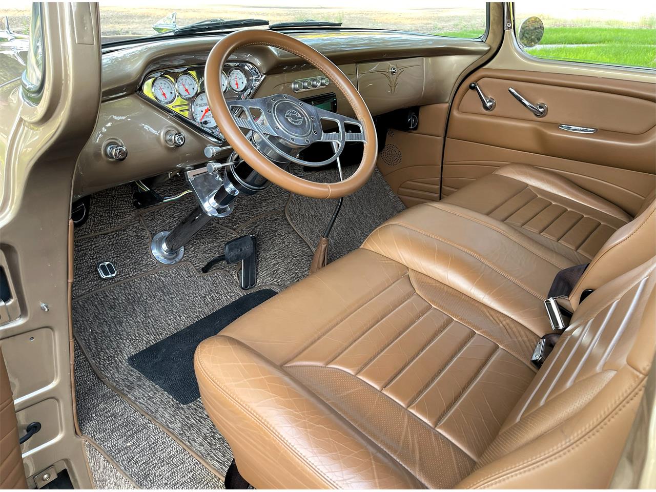 Chevrolet-3100-1957-Champagne-Gold-Saddle-brown-leather-1