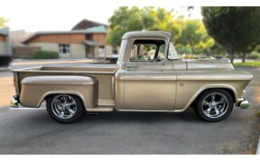 Chevrolet-3100-1957-Champagne-Gold-Saddle-brown-leather-11
