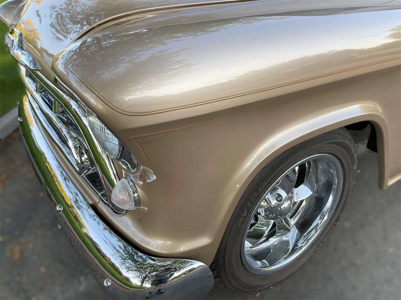 Chevrolet-3100-1957-Champagne-Gold-Saddle-brown-leather-21