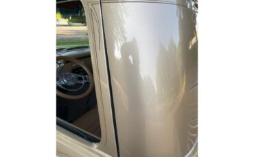 Chevrolet-3100-1957-Champagne-Gold-Saddle-brown-leather-24
