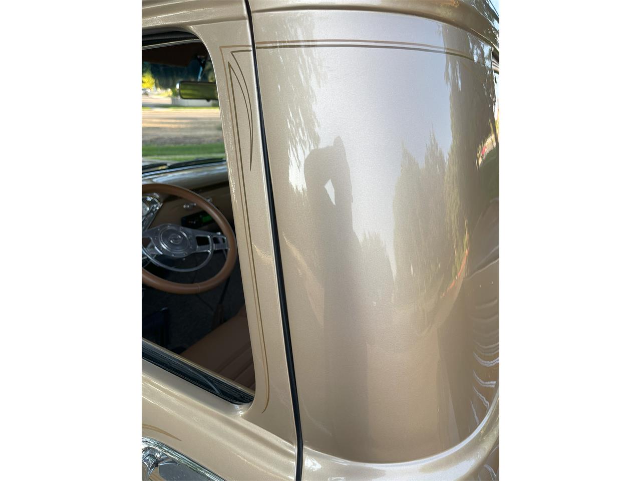 Chevrolet-3100-1957-Champagne-Gold-Saddle-brown-leather-24