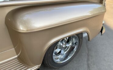 Chevrolet-3100-1957-Champagne-Gold-Saddle-brown-leather-25