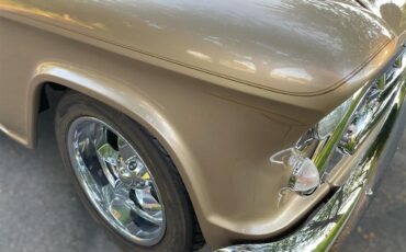 Chevrolet-3100-1957-Champagne-Gold-Saddle-brown-leather-32