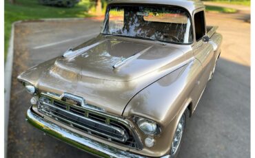 Chevrolet-3100-1957-Champagne-Gold-Saddle-brown-leather