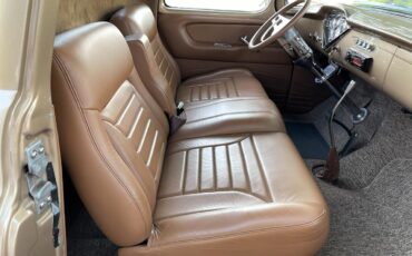 Chevrolet-3100-1957-Champagne-Gold-Saddle-brown-leather-39