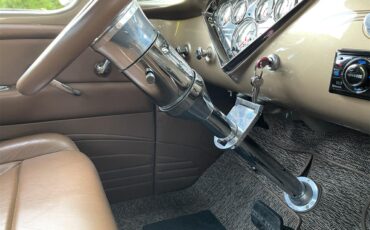 Chevrolet-3100-1957-Champagne-Gold-Saddle-brown-leather-44