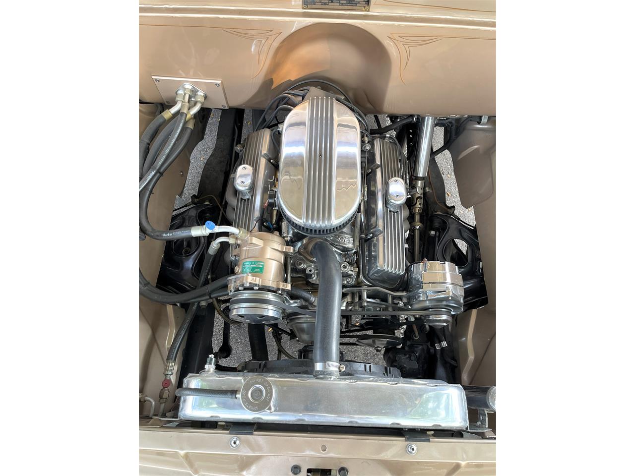Chevrolet-3100-1957-Champagne-Gold-Saddle-brown-leather-47