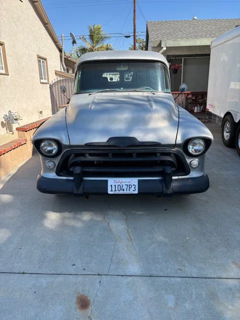 Chevrolet-3100-1957-Gray-Gray-7