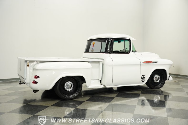Chevrolet-3100-1957-White-Red-12