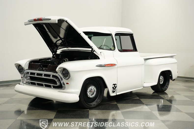 Chevrolet-3100-1957-White-Red-31