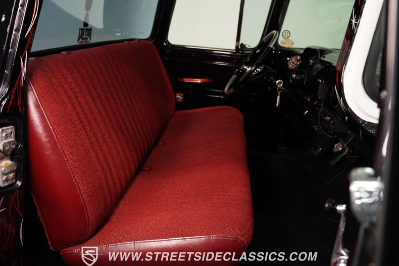 Chevrolet-3100-1957-White-Red-48
