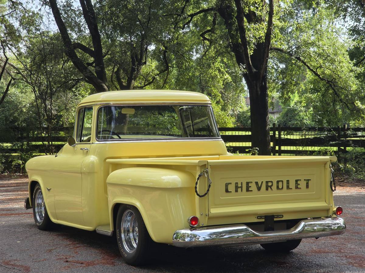 Chevrolet-3100-big-window-1957-yellow-2