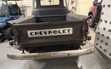 Chevrolet-3100-five-window-1950-7